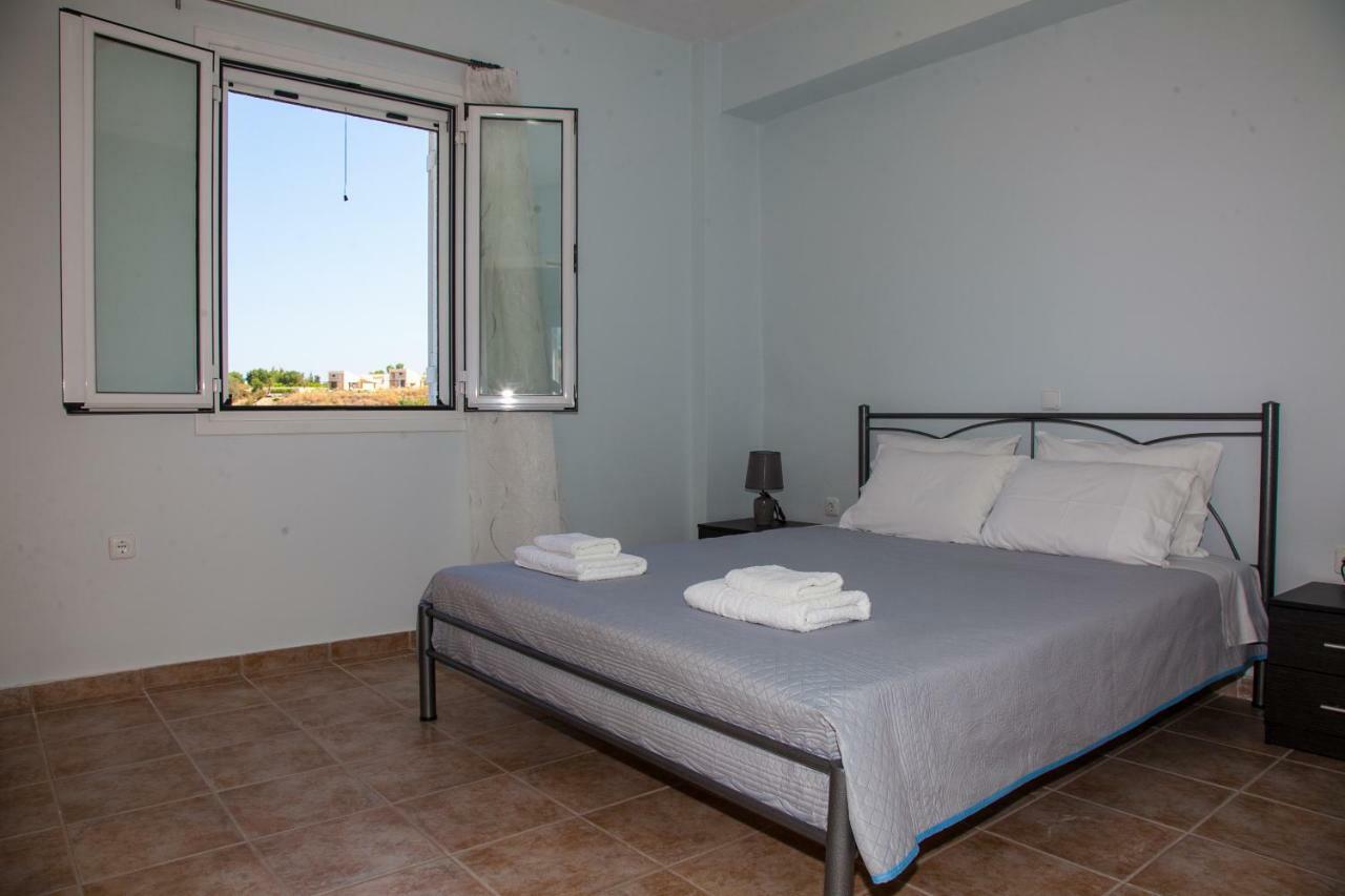 Maspali Apartments Lixouri Bagian luar foto
